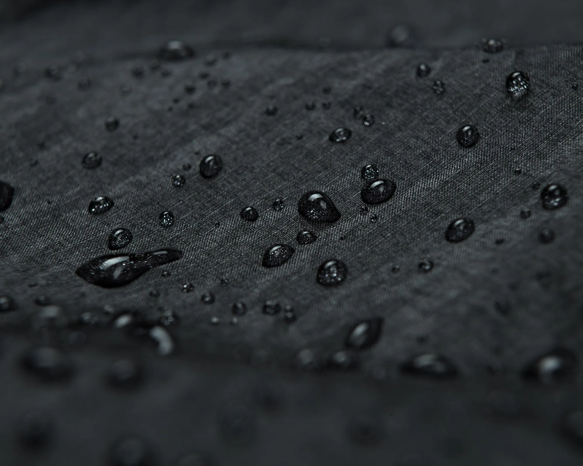 Pertex® Diamond Fuse Windbreaker sold by Satisfy Running product image thumbnail 4