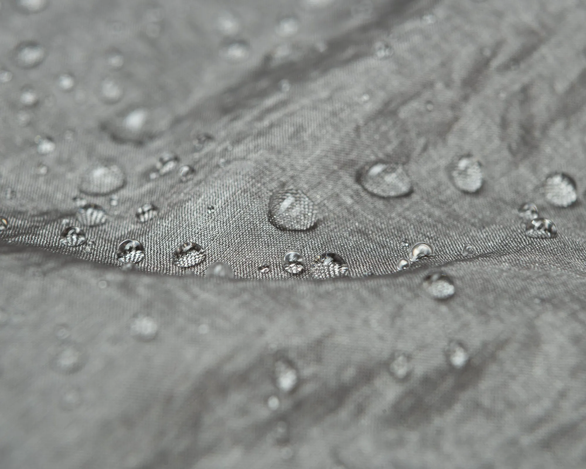 Pertex® Diamond Fuse Windbreaker sold by Satisfy Running product image thumbnail 4