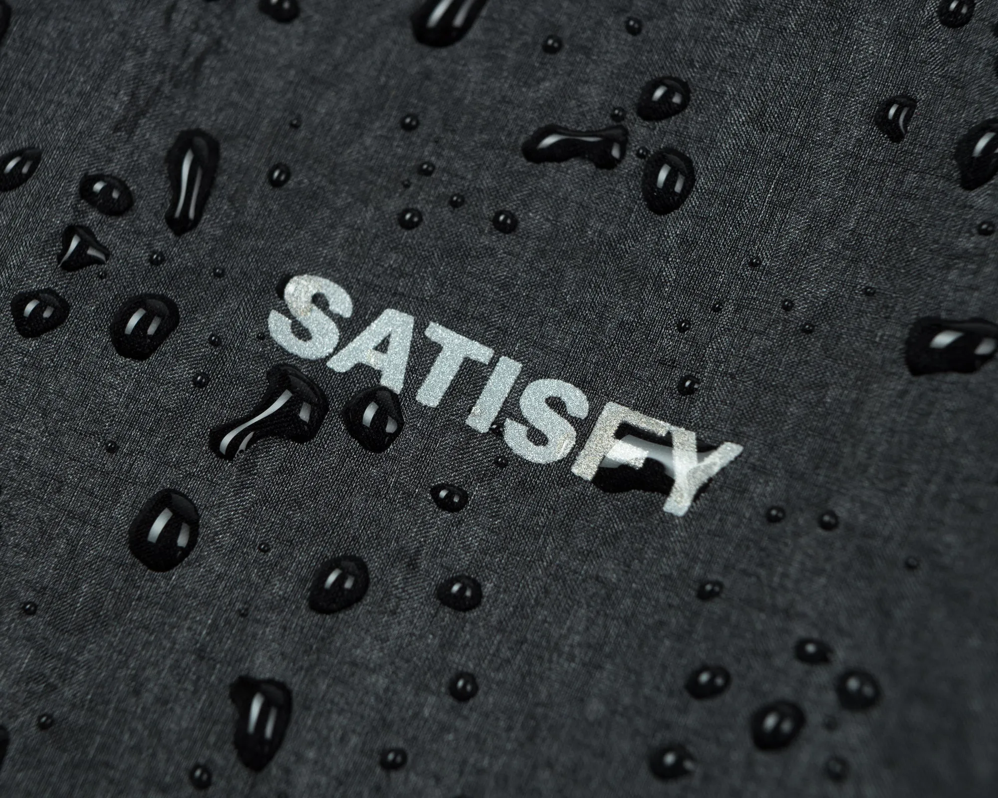 Pertex® Diamond Fuse Windbreaker sold by Satisfy Running product image thumbnail 4