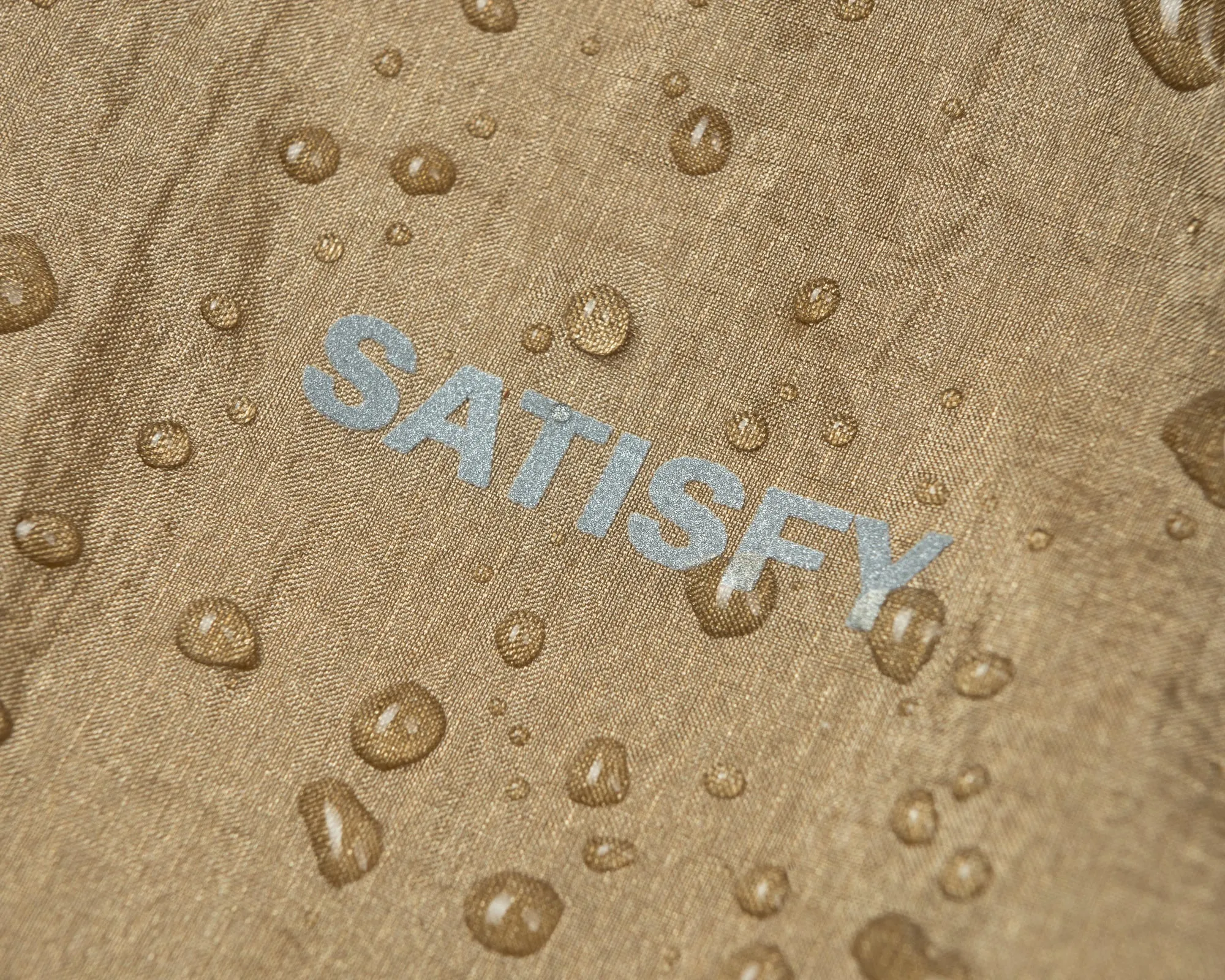Pertex® Diamond Fuse Windbreaker sold by Satisfy Running product image thumbnail 4