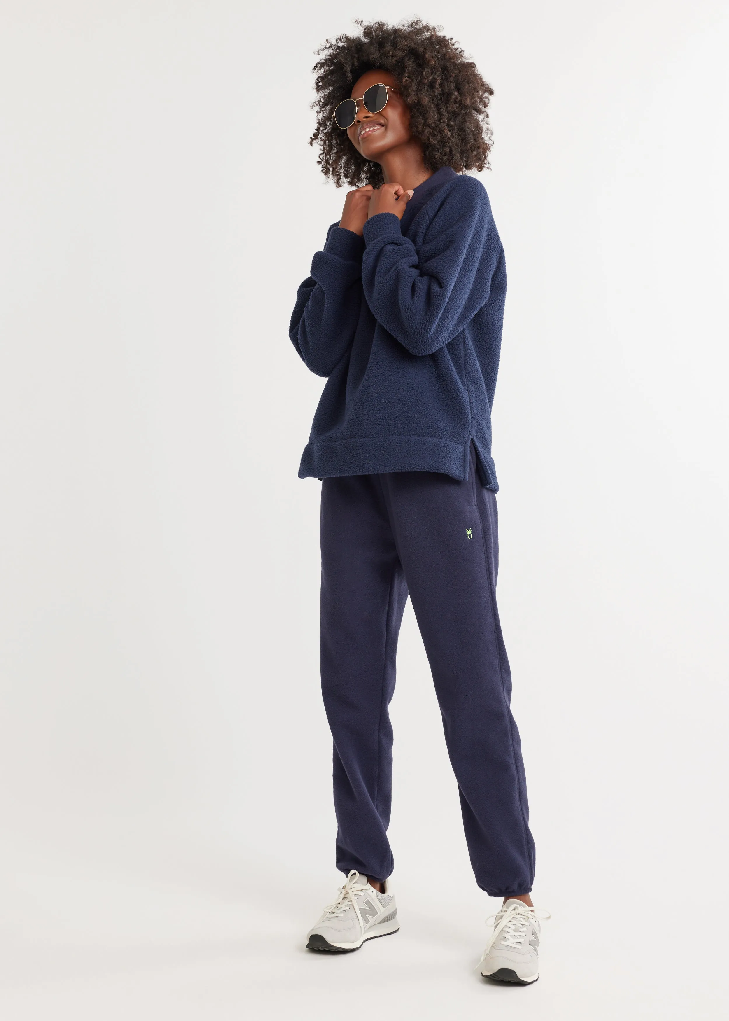 Stanwich Sweatshirt in Sherpa/Vello Fleece (Navy) sold by Dudley Stephens product image thumbnail 2