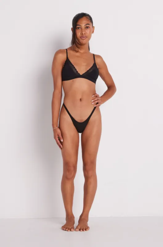 Gaff sold by Urbody Functional Fashion