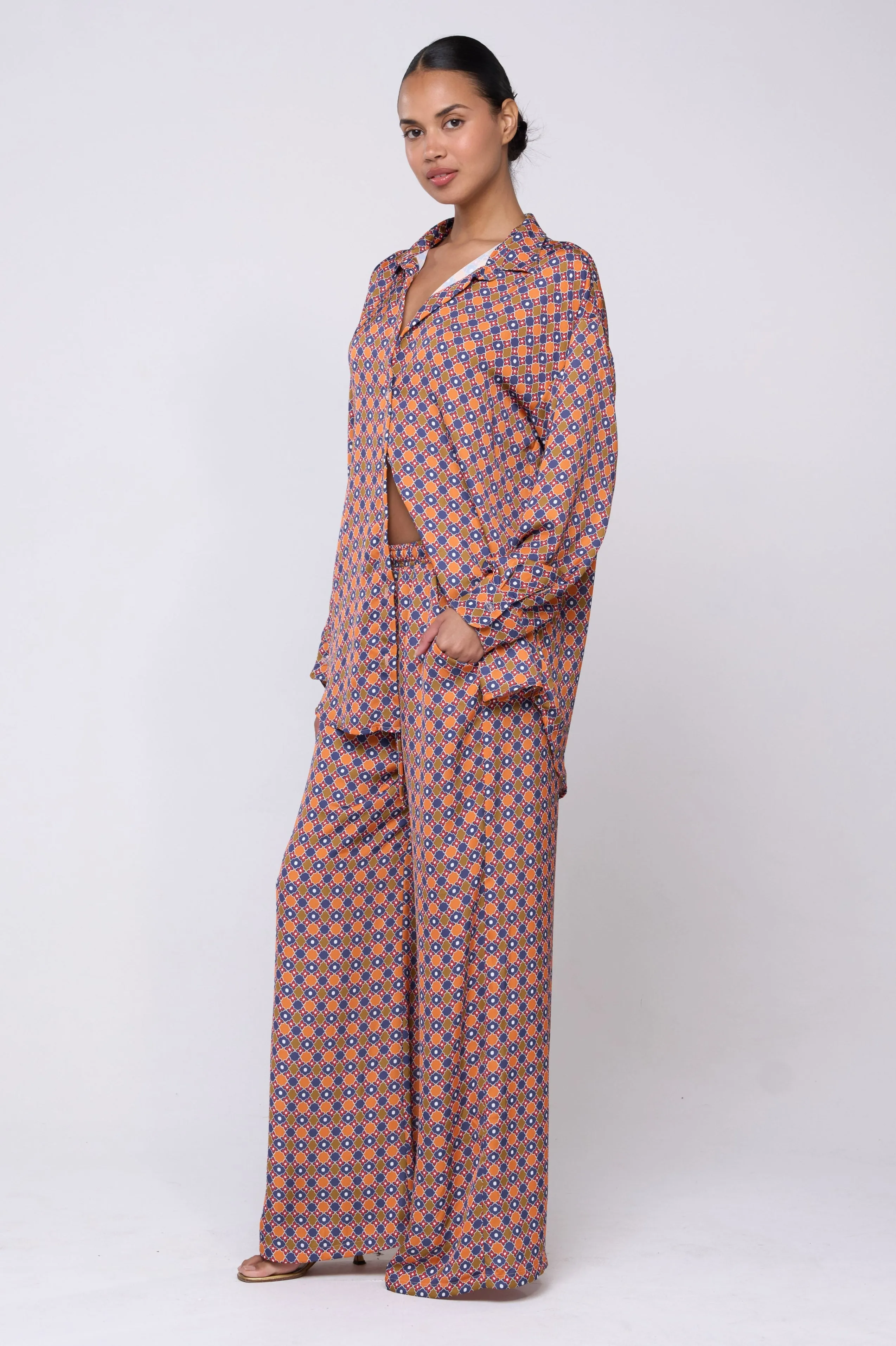 Miley Set in Cortez sold by RESA product image thumbnail 2