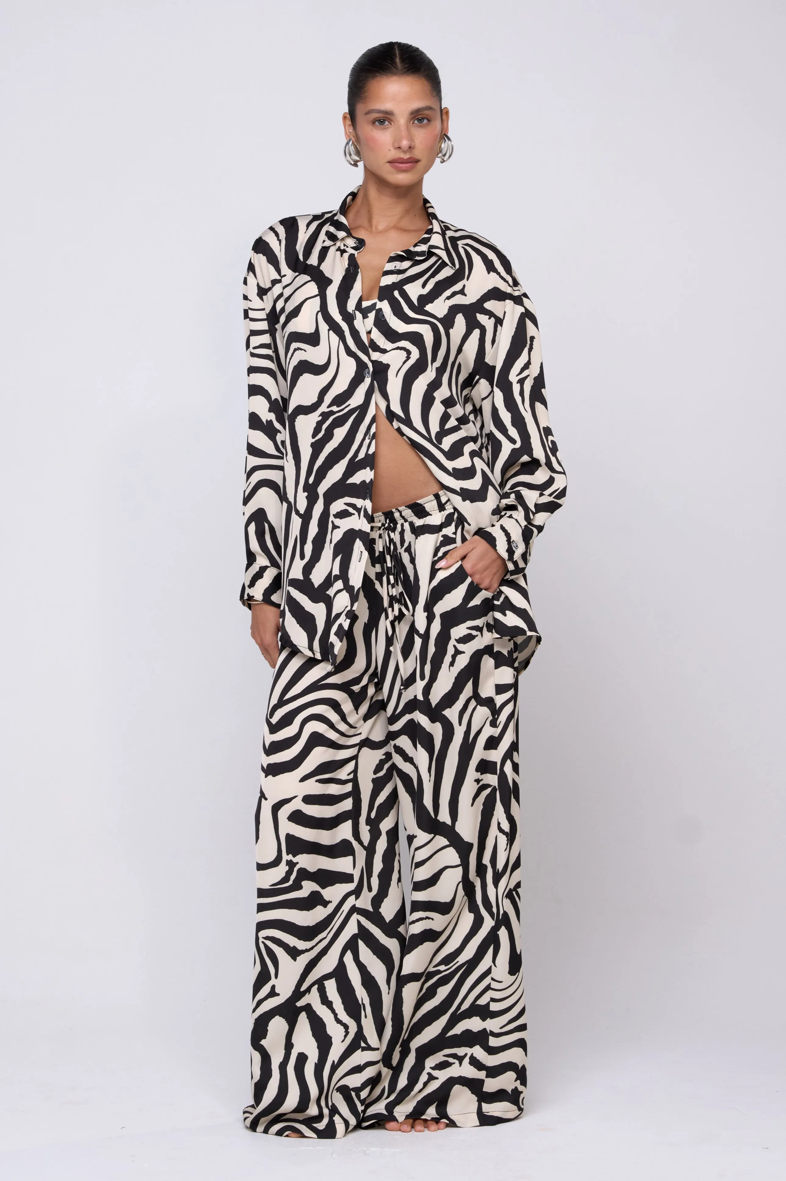 Miley Set in Tigris sold by RESA