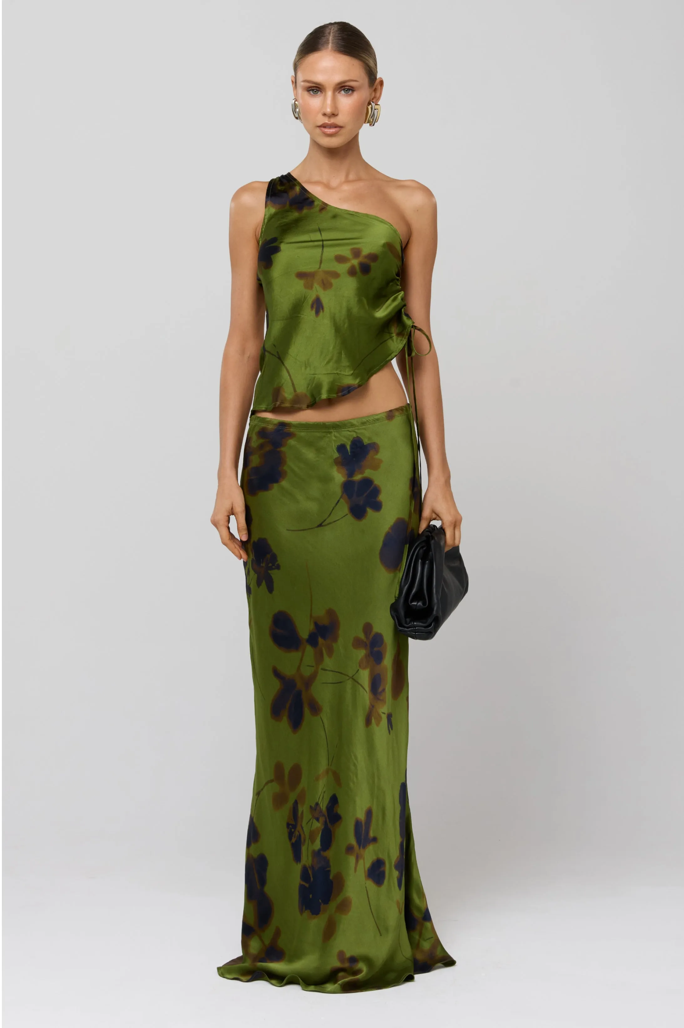 Sarah Skirt in Evergreen sold by RESA product image thumbnail 4