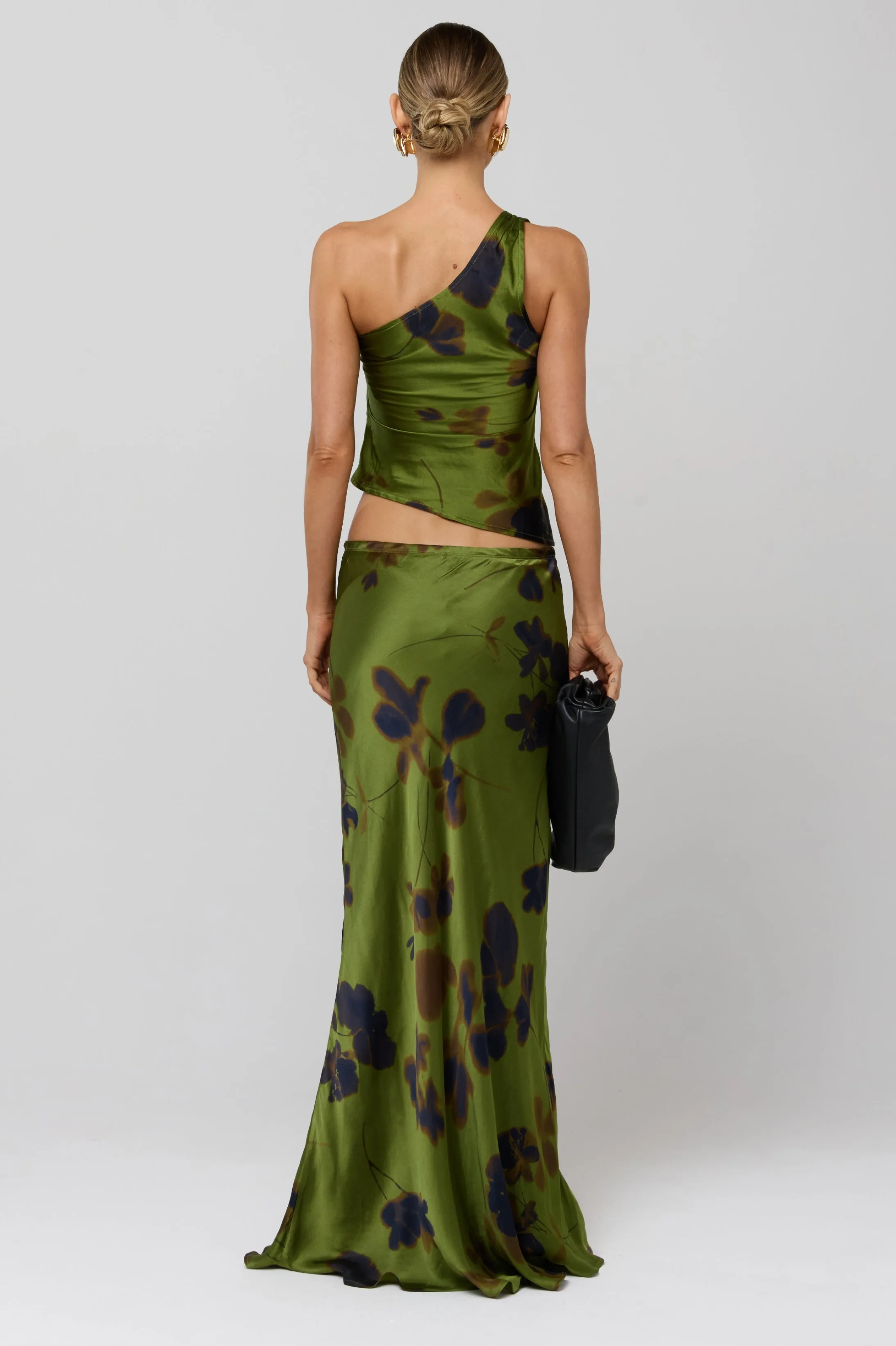 Sarah Skirt in Evergreen sold by RESA product image thumbnail 2