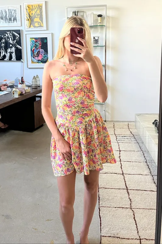 MAKIE DRESS IN APRIL- SAMPLE SALE sold by RESA