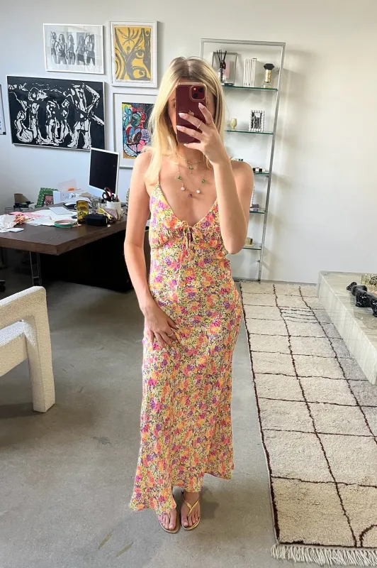 SUKI DRESS IN APRIL- SAMPLE SALE sold by RESA