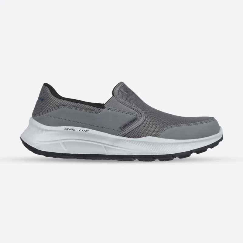 Men's Wide Fit Skechers 232515 Equalizer 5.0 Persistable Walking Trainers sold by Wide Fit Shoes