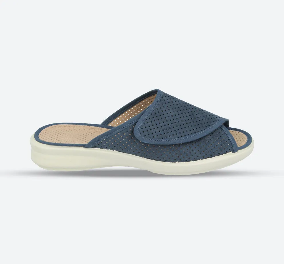 Womens Wide Fit DB Seychelles Canvas sold by Wide Fit Shoes