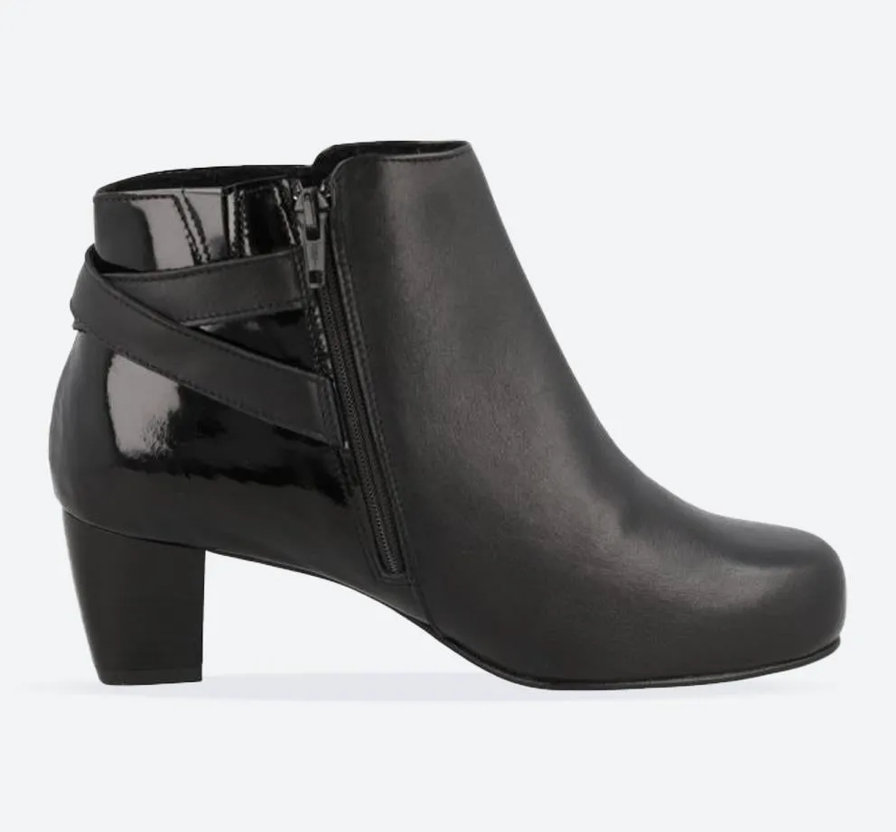 Women's Wide Fit DB Belmont Boots sold by Wide Fit Shoes