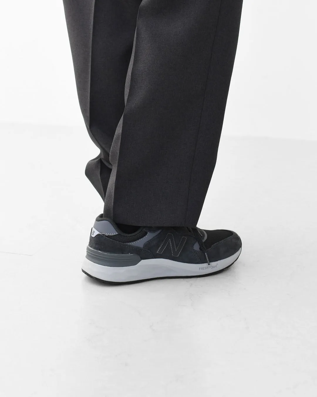 Women's Wide Fit New Balance MW880BA7 Walking/Running Trainers - Fresh Foam sold by Wide Fit Shoes product image thumbnail 4