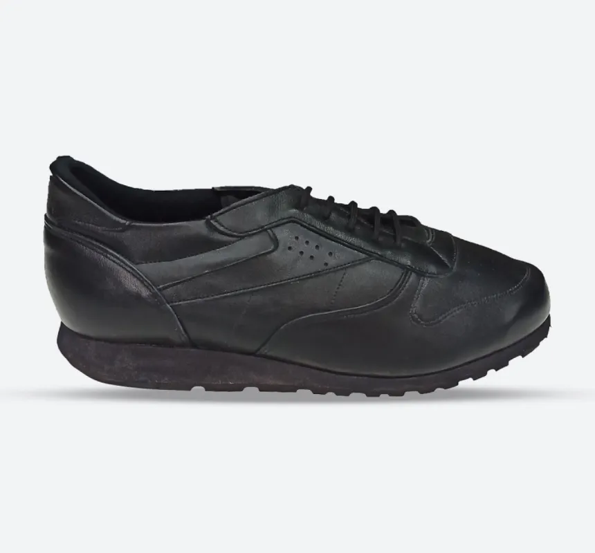 Mens Wide Fit Reed Daly Trainers sold by Wide Fit Shoes
