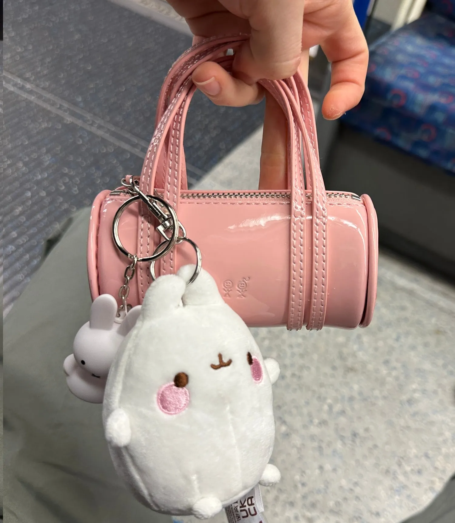 BITE SIZE CRAYON BAG - ICED STRAWBERRY sold by Urban Sophistication product image thumbnail 2