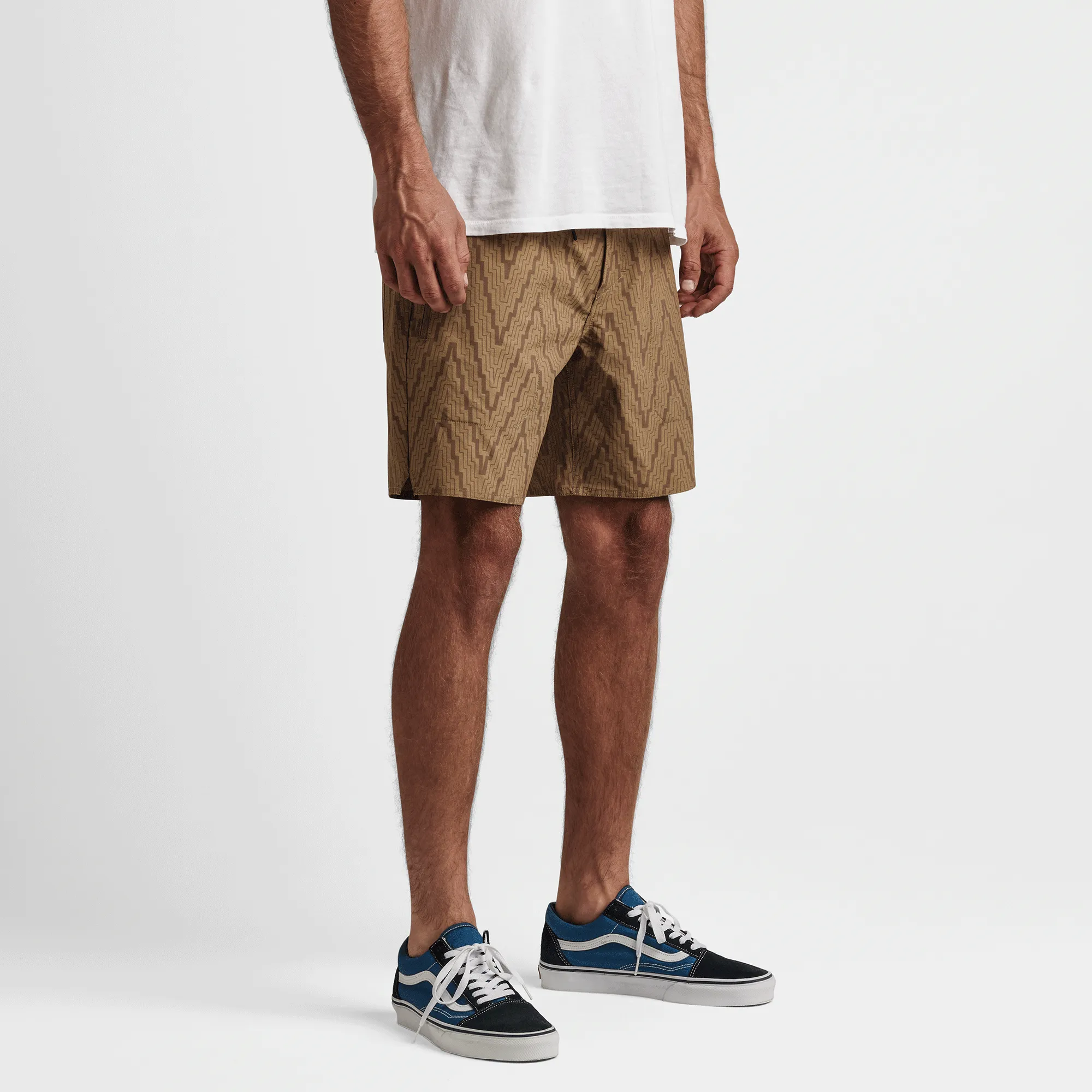 Layover Hybrid Trail Shorts 18" - Manawa Tapu Khaki 2 sold by Roark product image thumbnail 3
