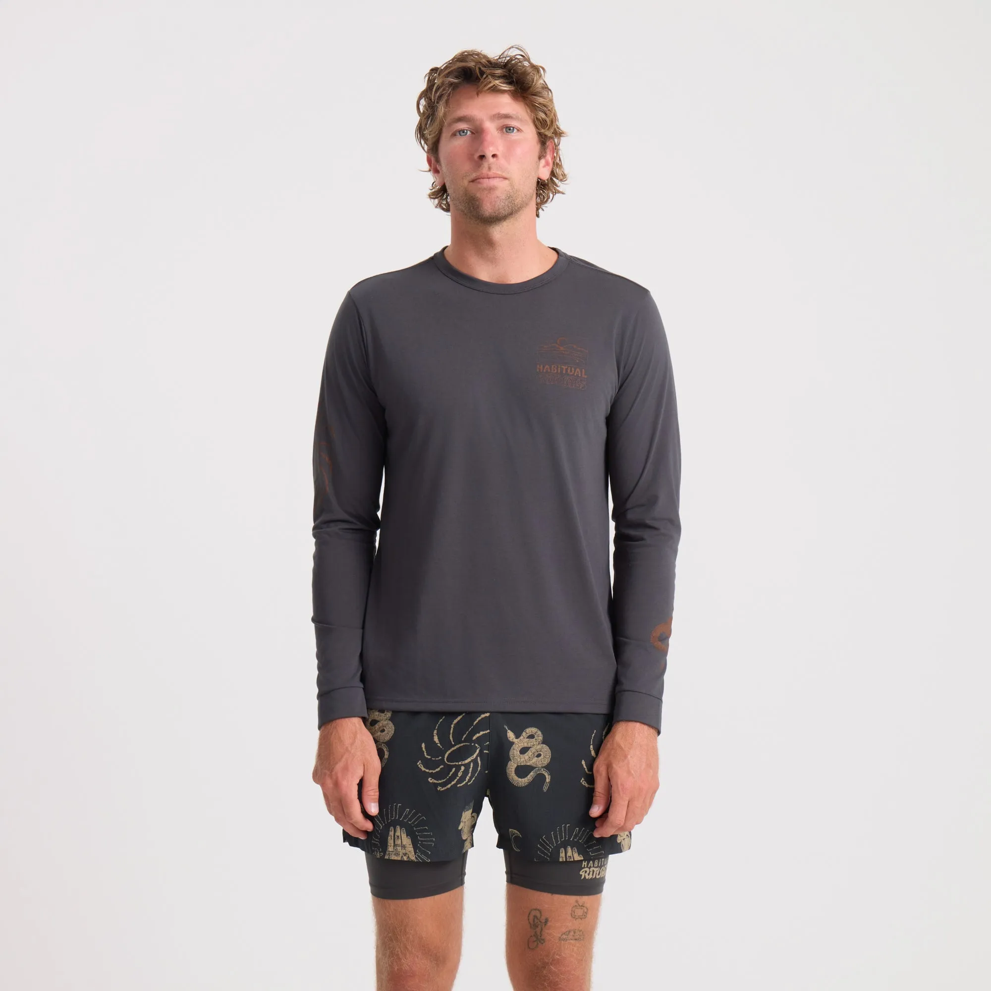 Mathis Active Long Sleeve Tee - Onyx sold by Roark product image thumbnail 2