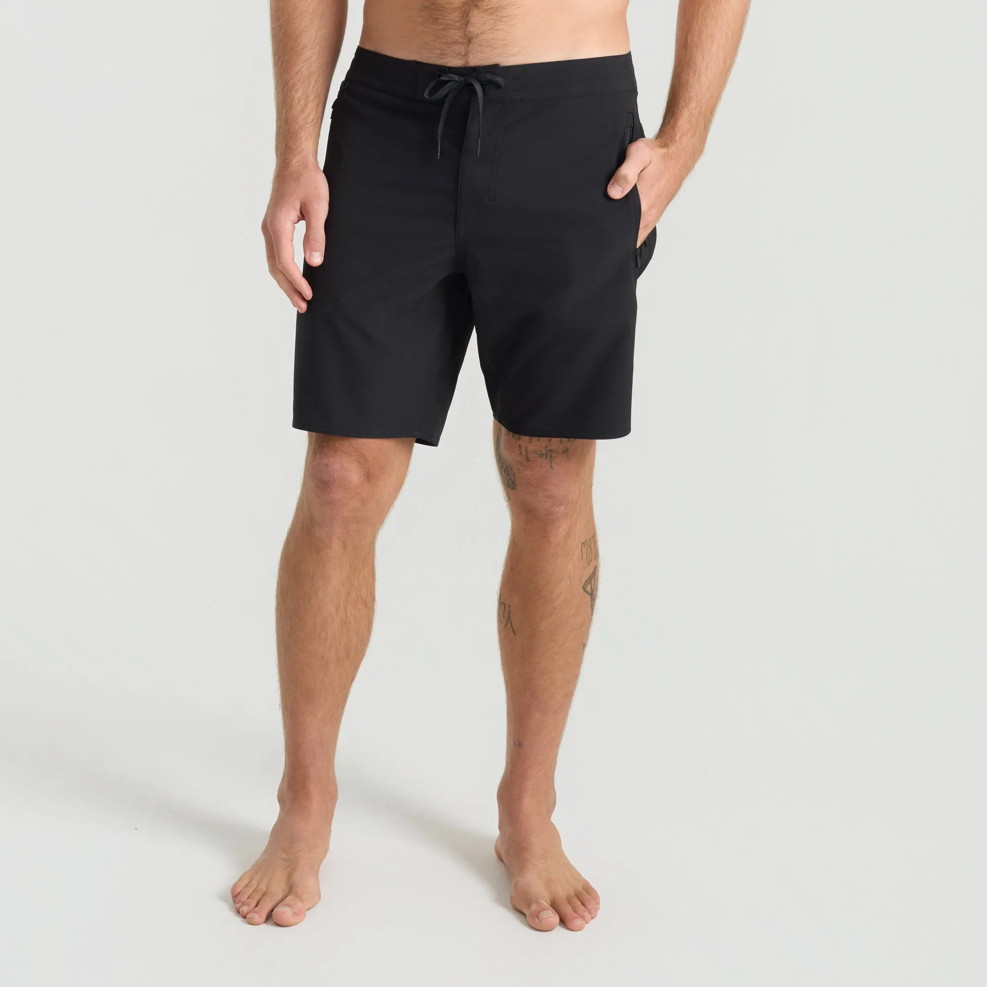 Venture Hybrid Trunk - Black sold by Roark product image thumbnail 2