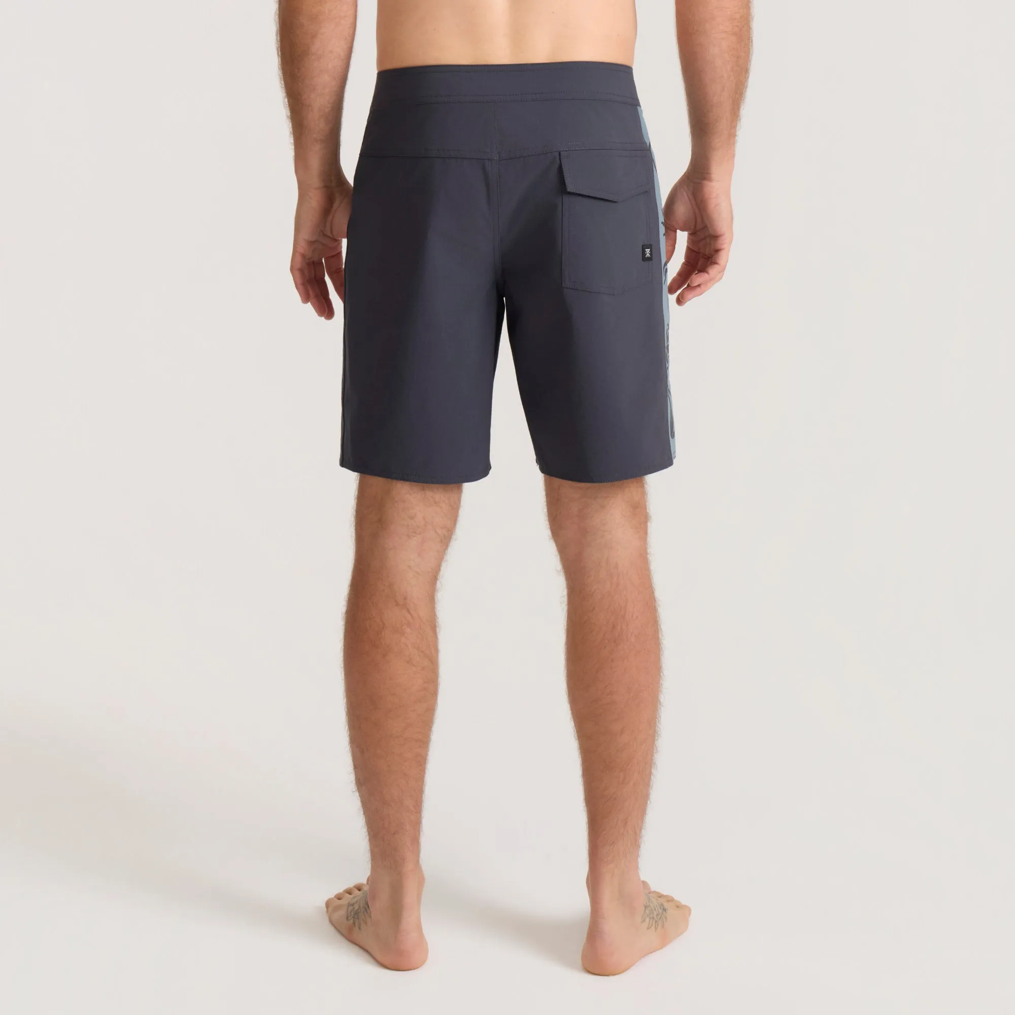 Passage Panel 18.5" Boardshorts - Ebony sold by Roark product image thumbnail 4