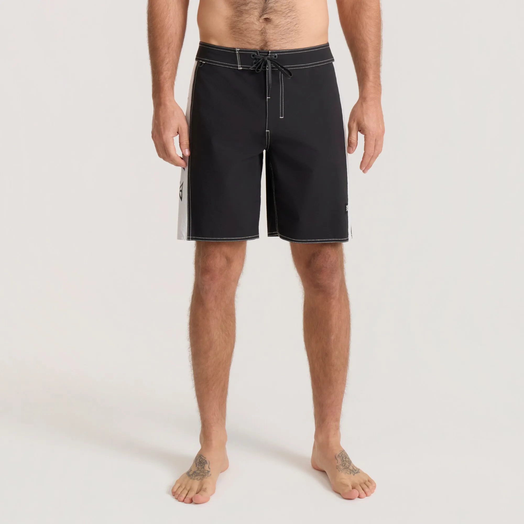 Passage Panel 18.5" Boardshorts - Black/white sold by Roark product image thumbnail 2