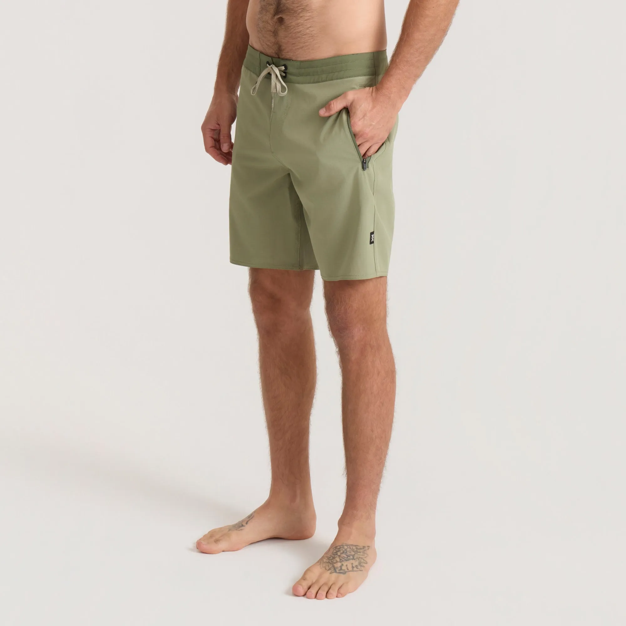 Venture Hybrid 18.5" Trunk - Dusty Sage sold by Roark product image thumbnail 3