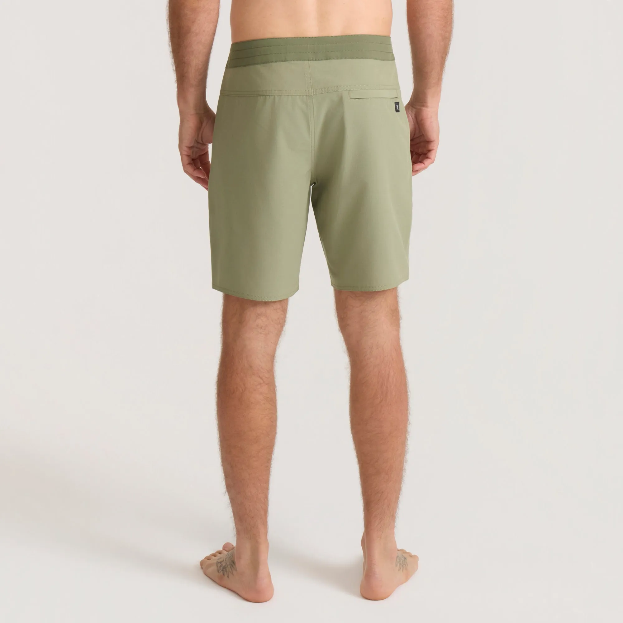 Venture Hybrid 18.5" Trunk - Dusty Sage sold by Roark product image thumbnail 4