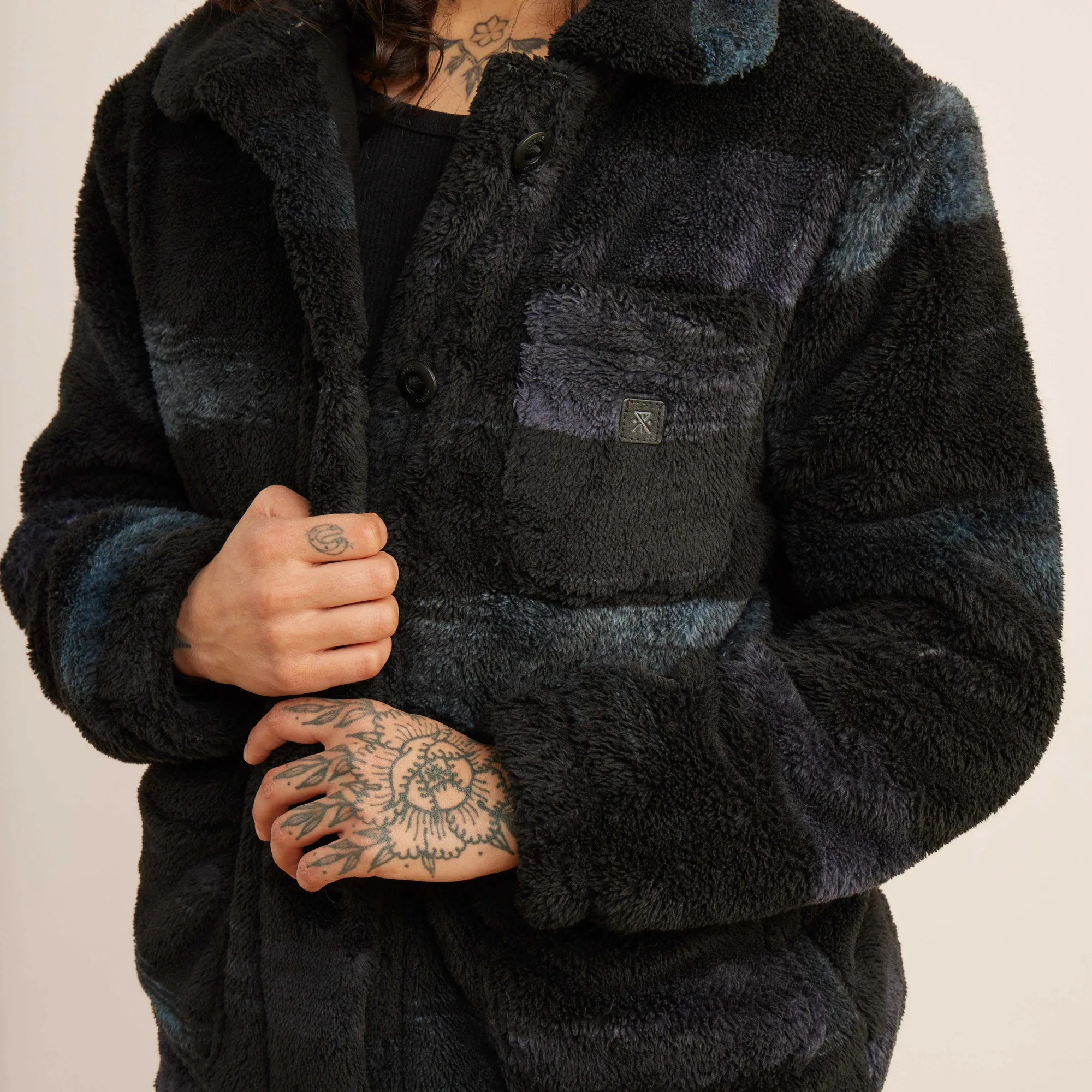 Mount High Fleece - Black sold by Roark product image thumbnail 3