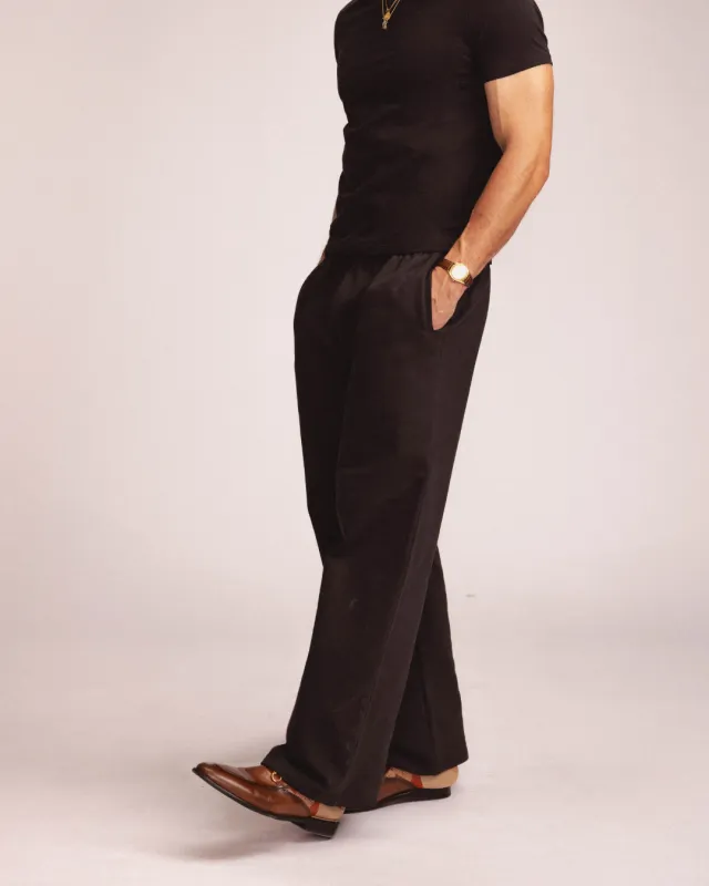 SIGNATURE SWEATPANT sold by IPHIS