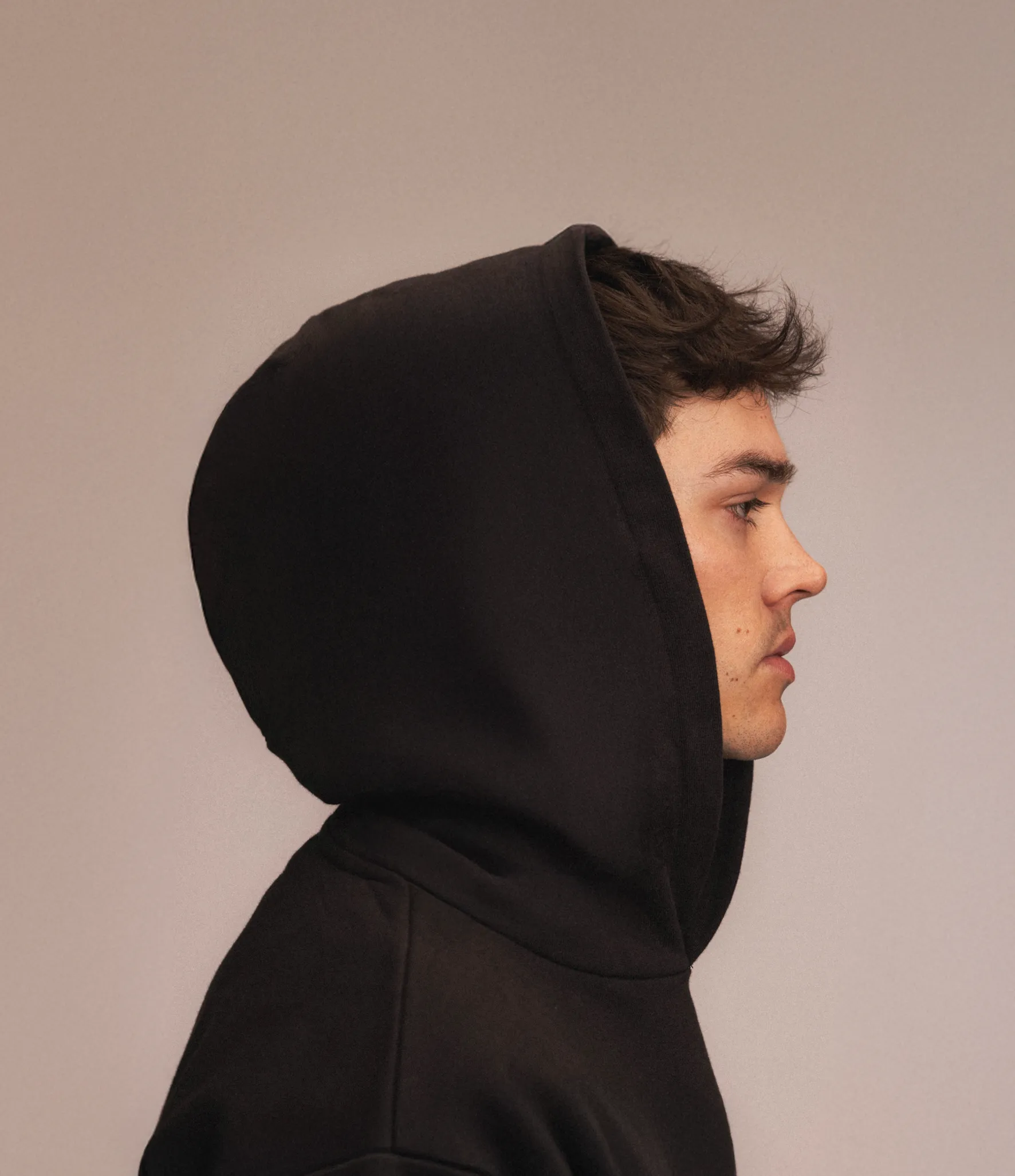 SIGNATURE CROP HOODIE sold by IPHIS