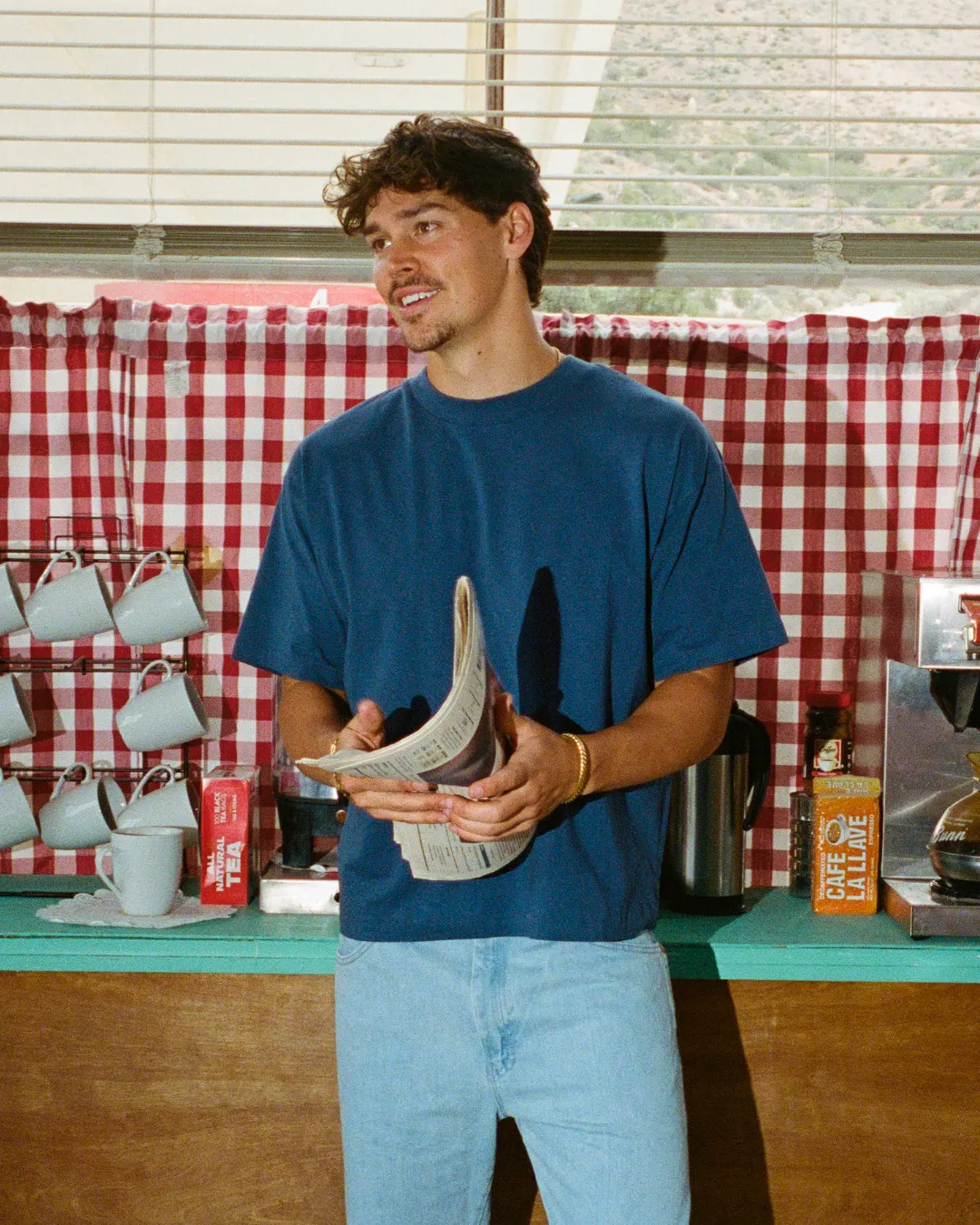 VINTAGE HALF CROP sold by IPHIS product image thumbnail 5