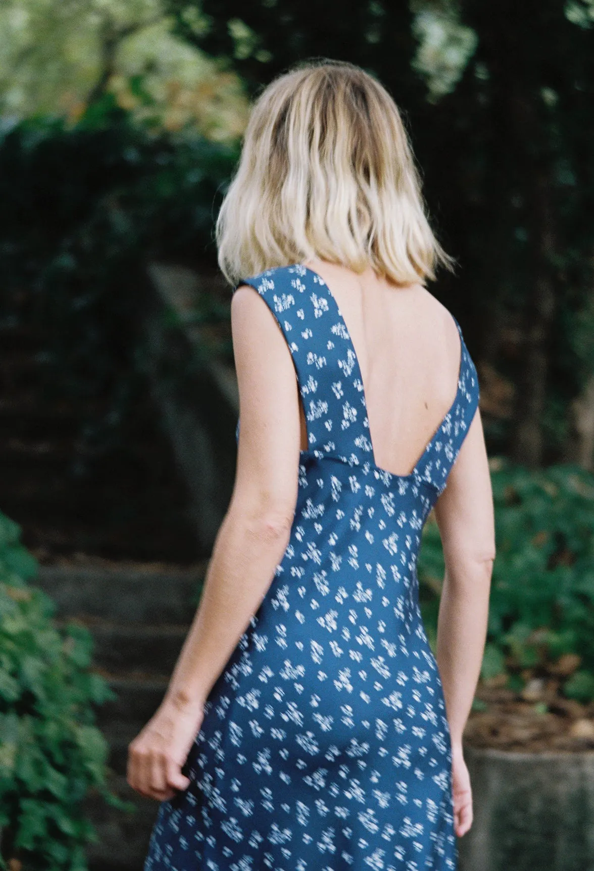 Dila Dress Navy sold by Ciao Lucia product image thumbnail 2