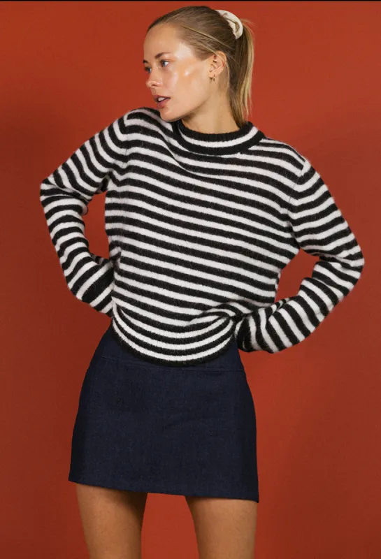 Prado Sweater Black made by Ciao Lucia