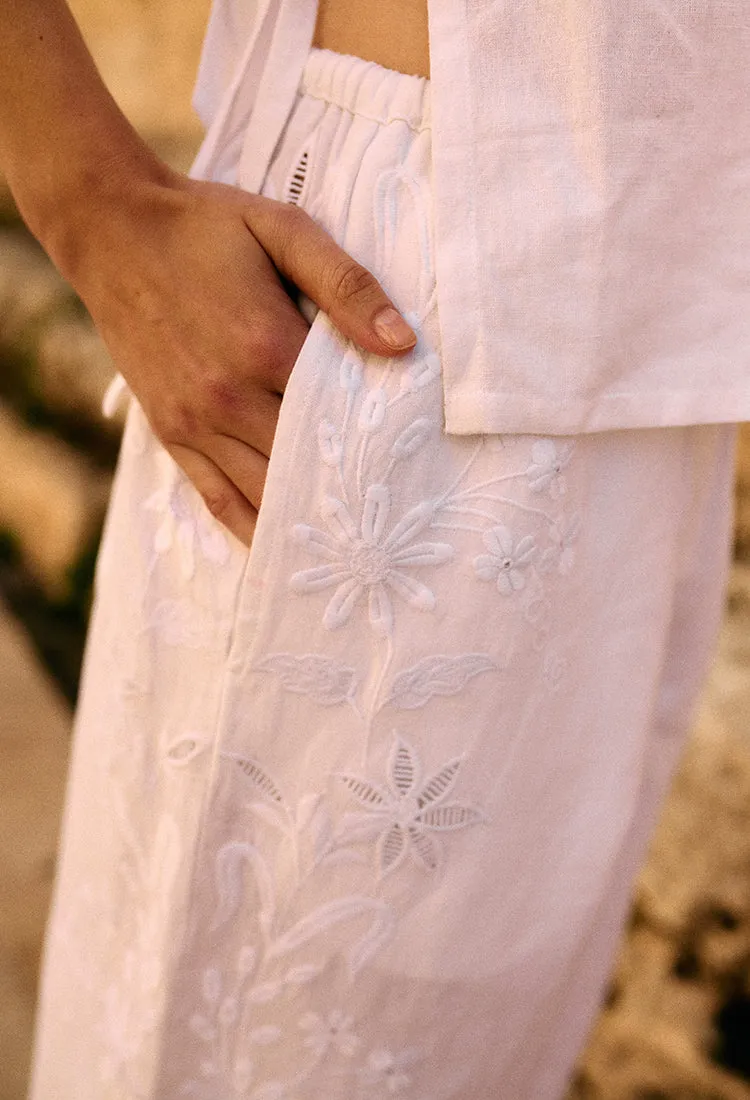 Ermanno White Embroidered Linen Pant sold by Ciao Lucia product image thumbnail 2