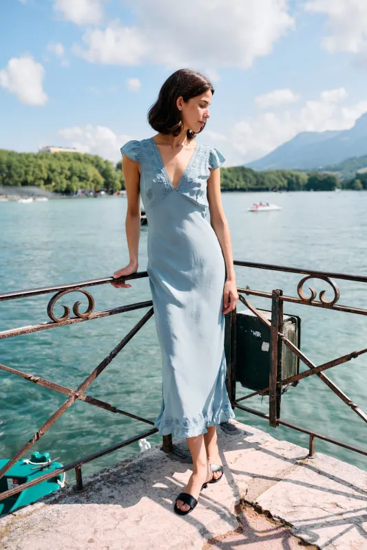 Isol Dress Marine Floral Embroidery made by Ciao Lucia