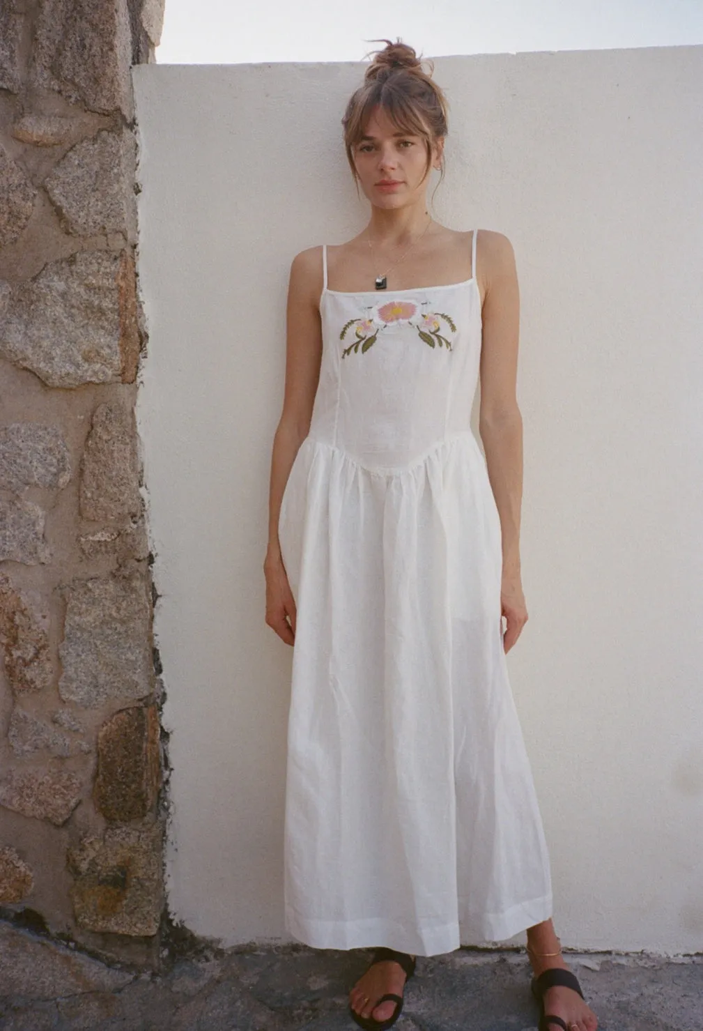Neroni White Embroidered Linen Dress sold by Ciao Lucia product image thumbnail 3