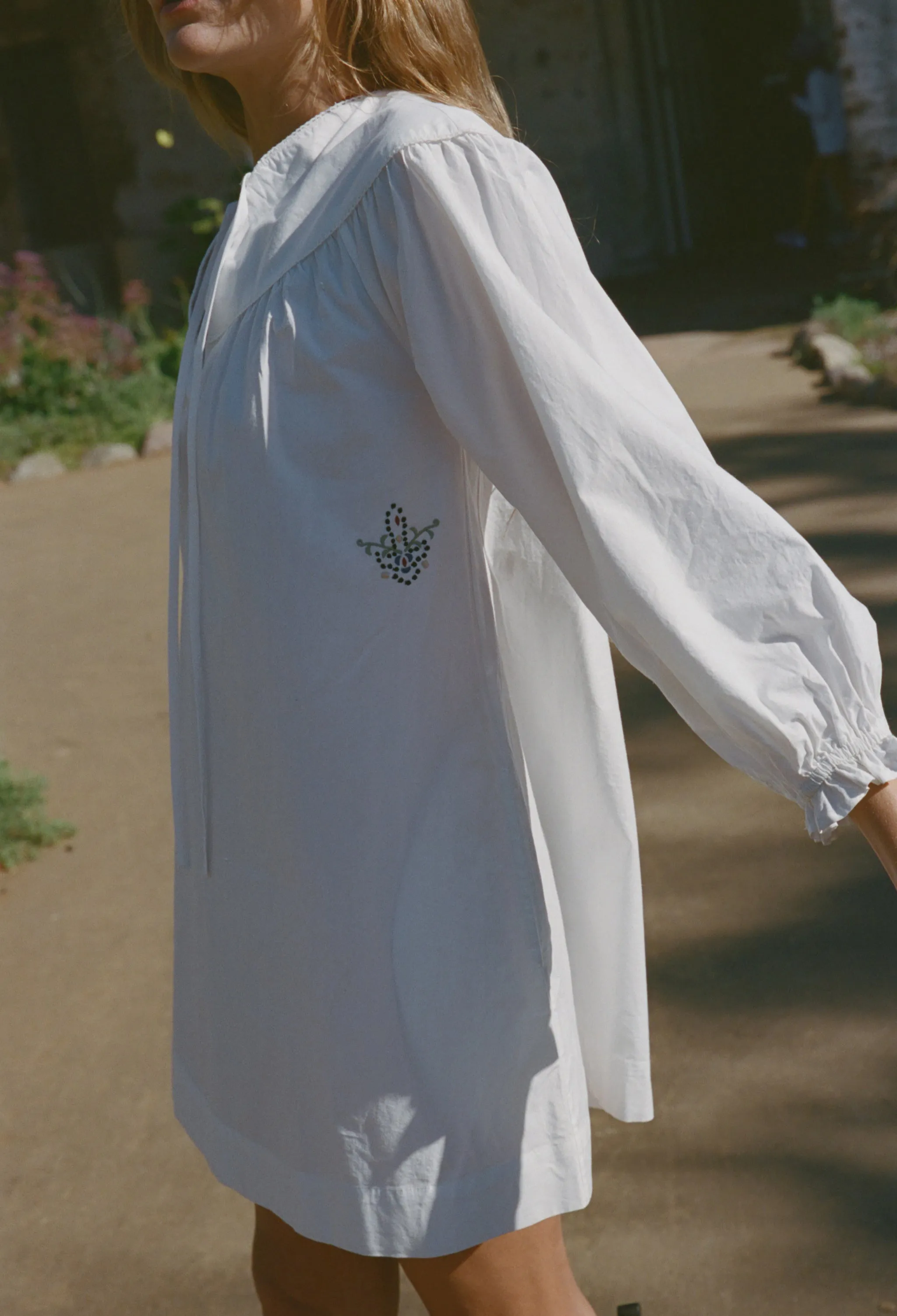 Tania White Cotton Poplin Dress sold by Ciao Lucia product image thumbnail 4