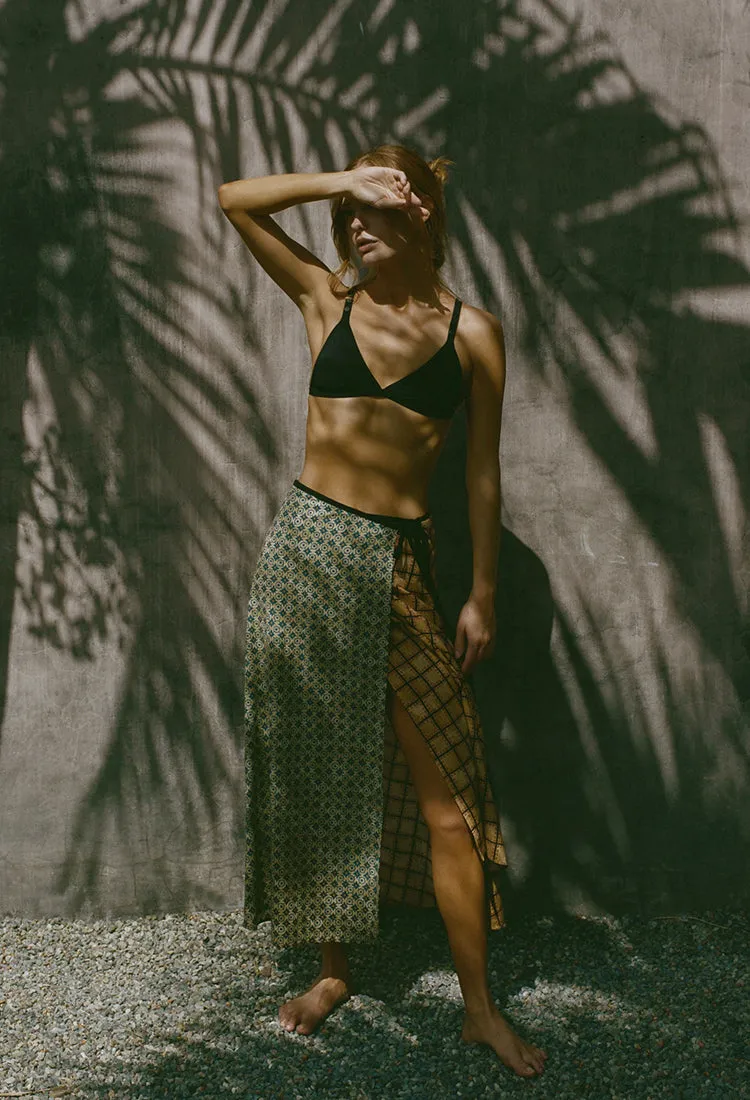 Tacci Skirt Tile sold by Ciao Lucia product image thumbnail 2