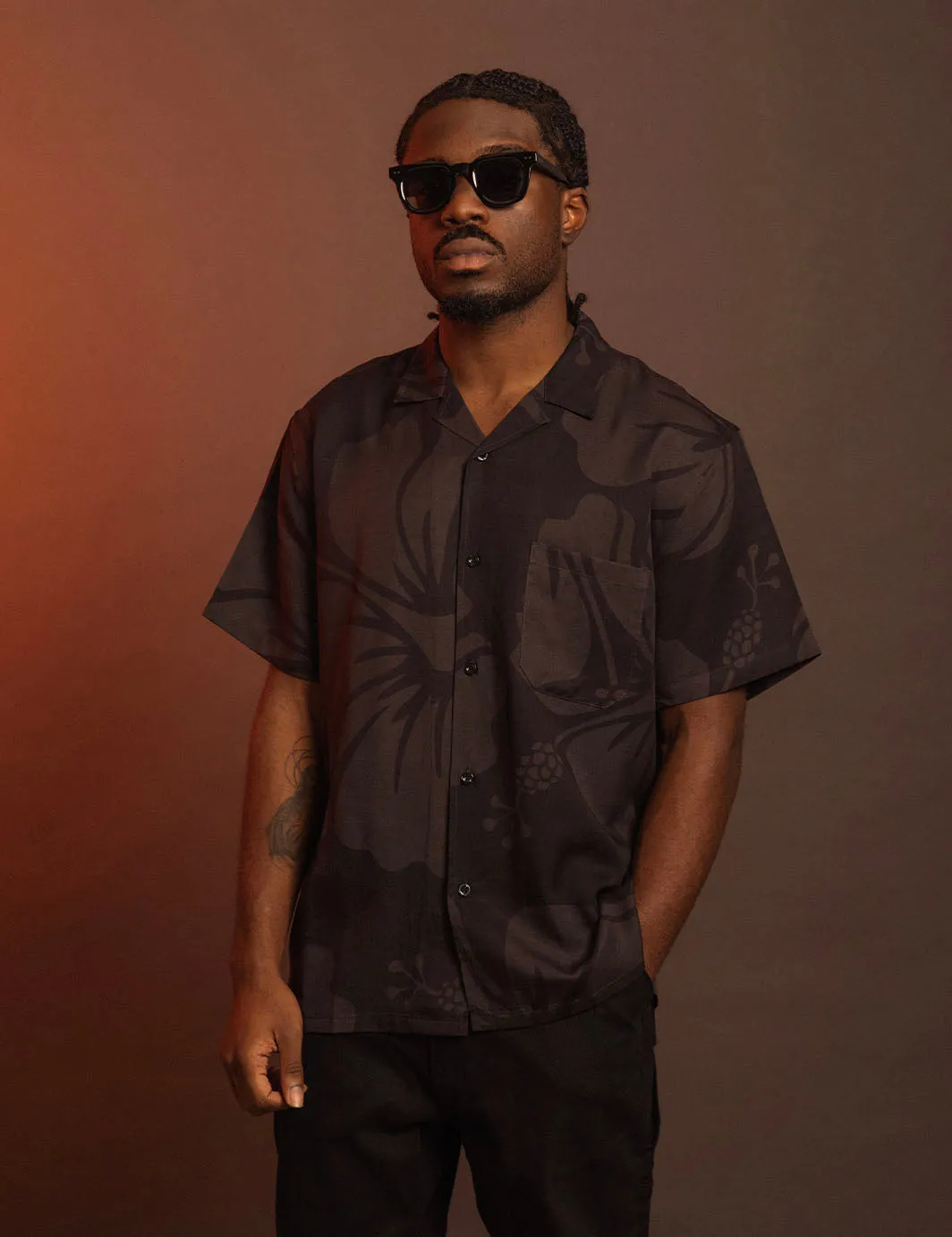 Paradise Buttonup - Midnight Black sold by Duvin Design product image thumbnail 2