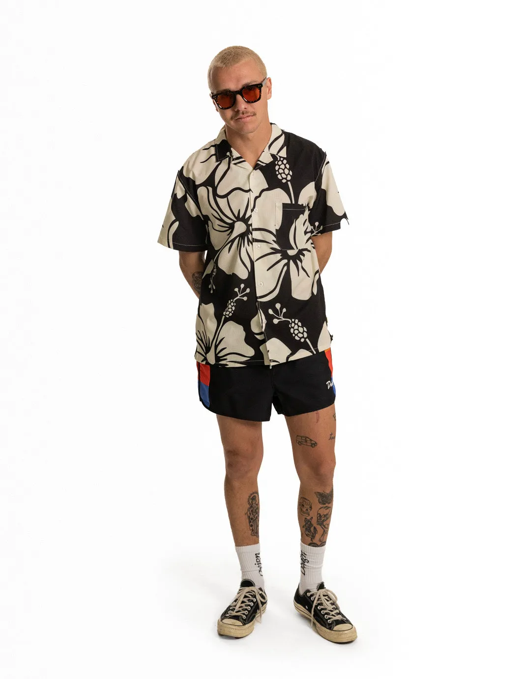 Paradise Leisure Stretch Buttonup - Black sold by Duvin Design product image thumbnail 3