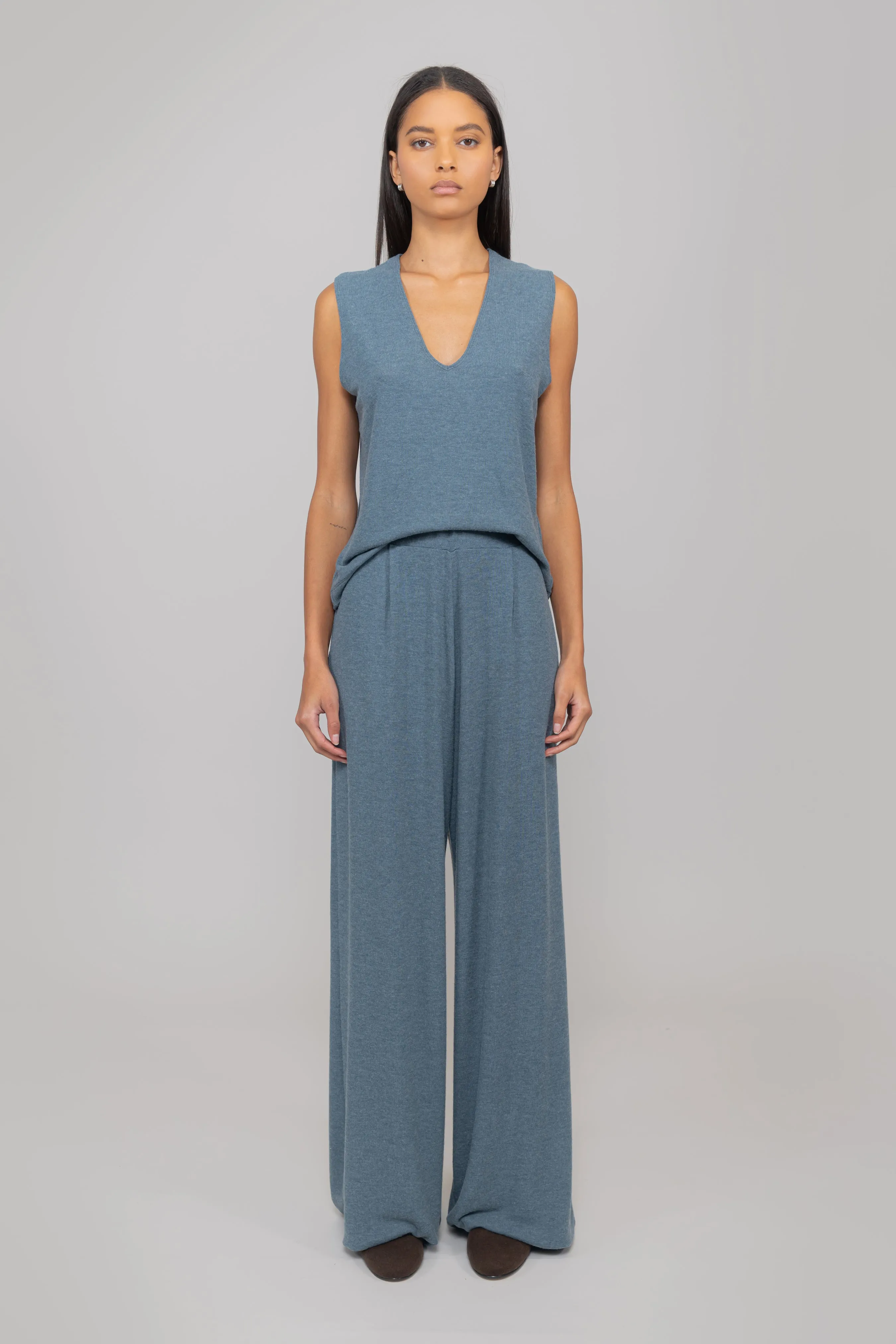 Lauren Pleated Pocket Pant sold by Leset