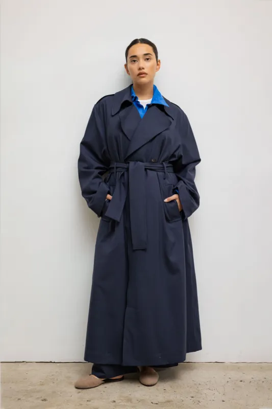 Jane Trench sold by Leset