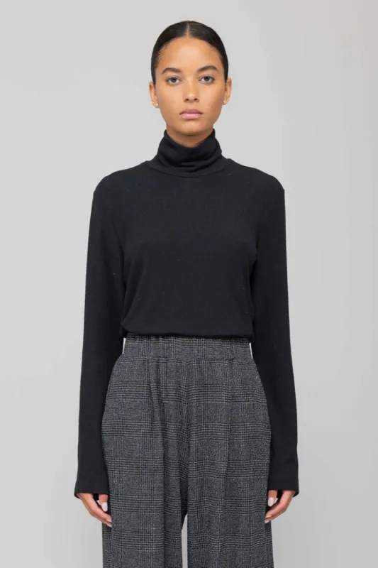 Lauren Classic Turtleneck sold by Leset