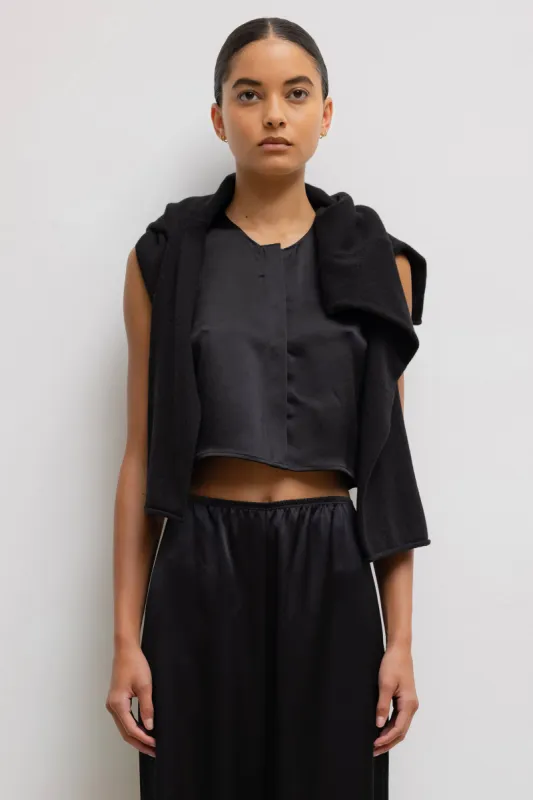 Barb Crewneck Vest made by Leset