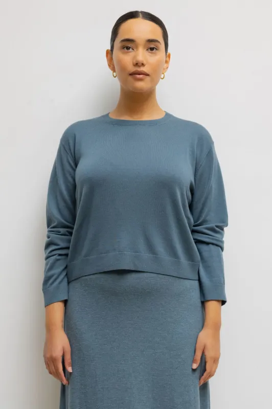 James Classic Crew sold by Leset