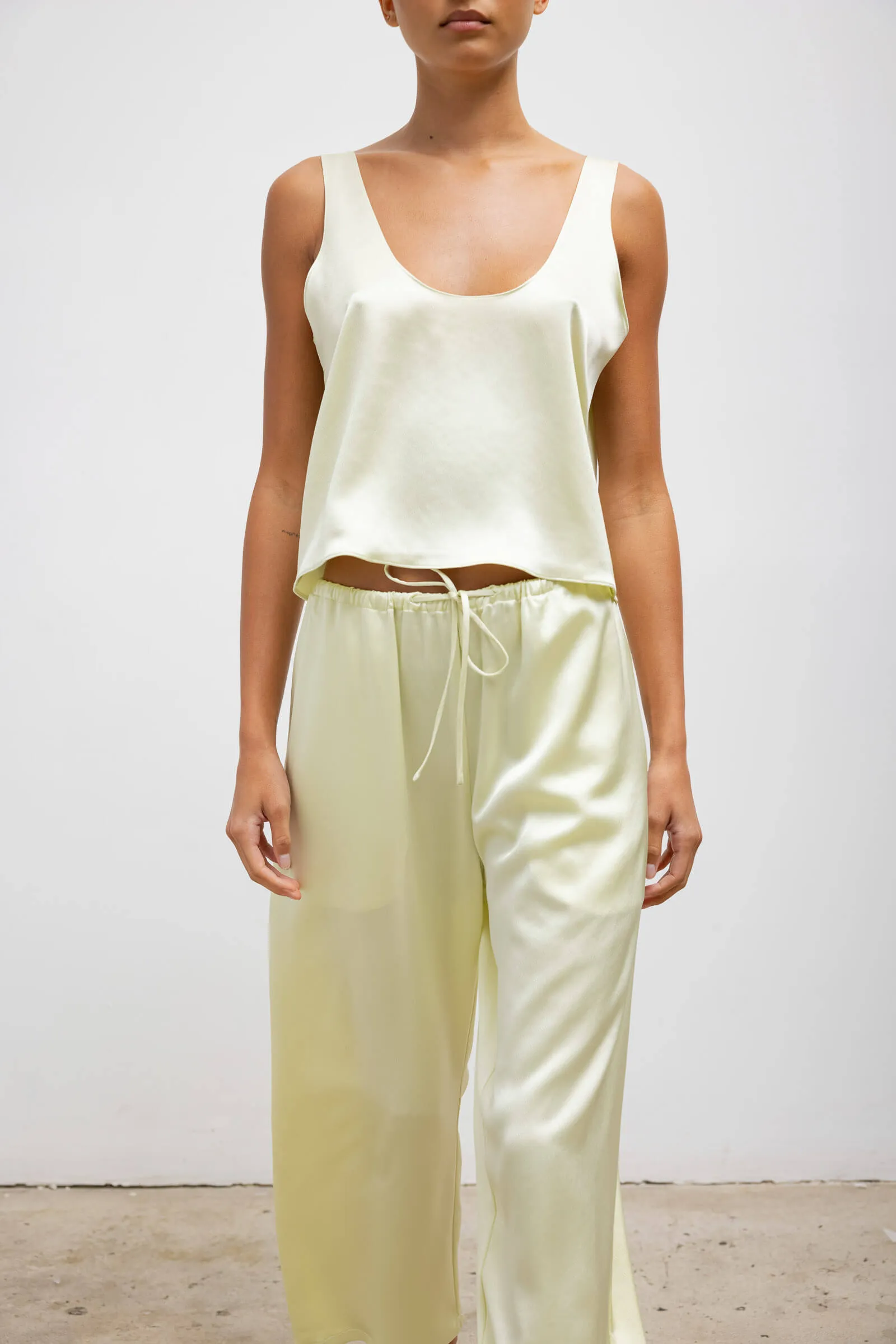 Barb Scoop Tank sold by Leset product image thumbnail 4