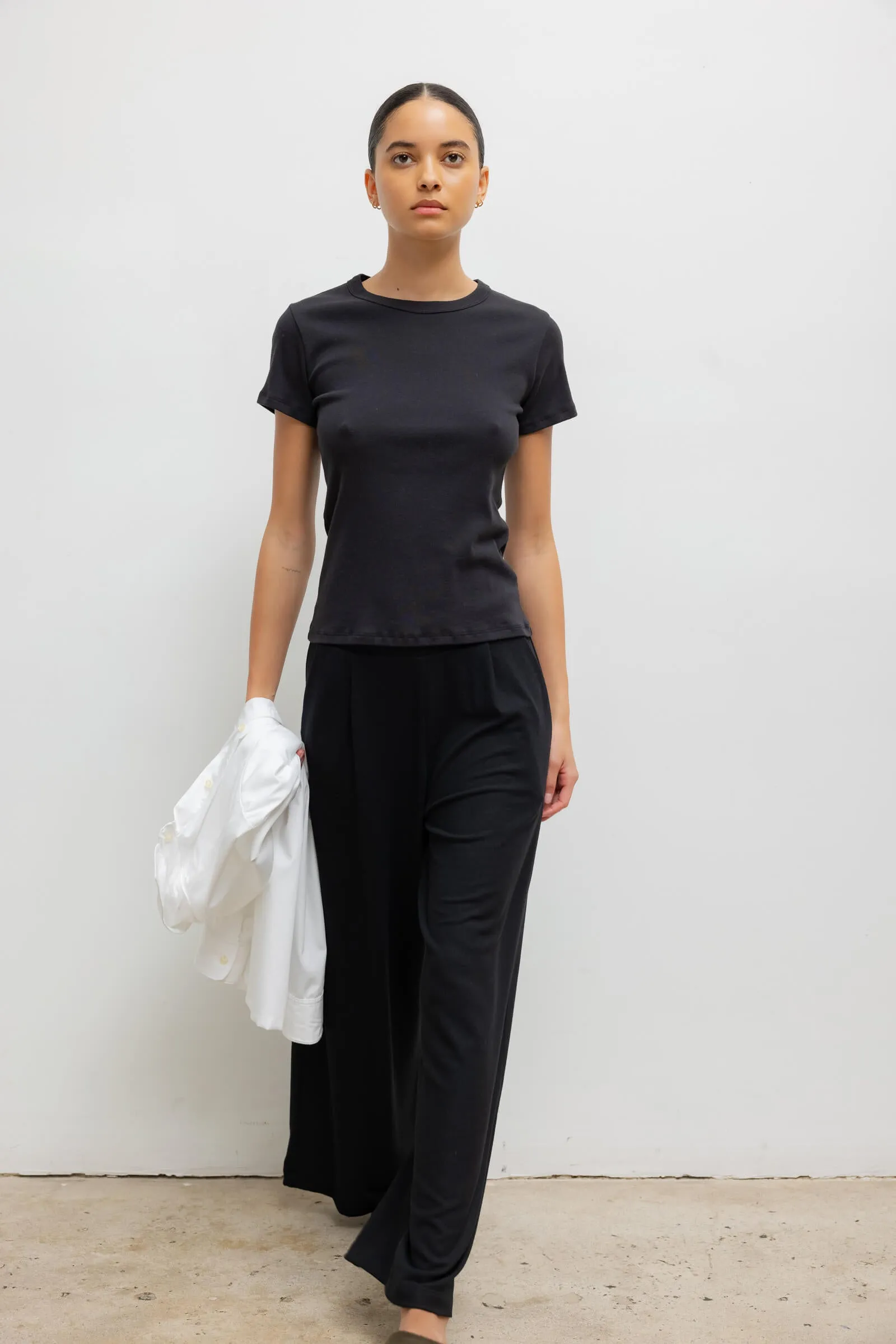 Lauren Crop Pleated Pocket Pant sold by Leset product image thumbnail 3