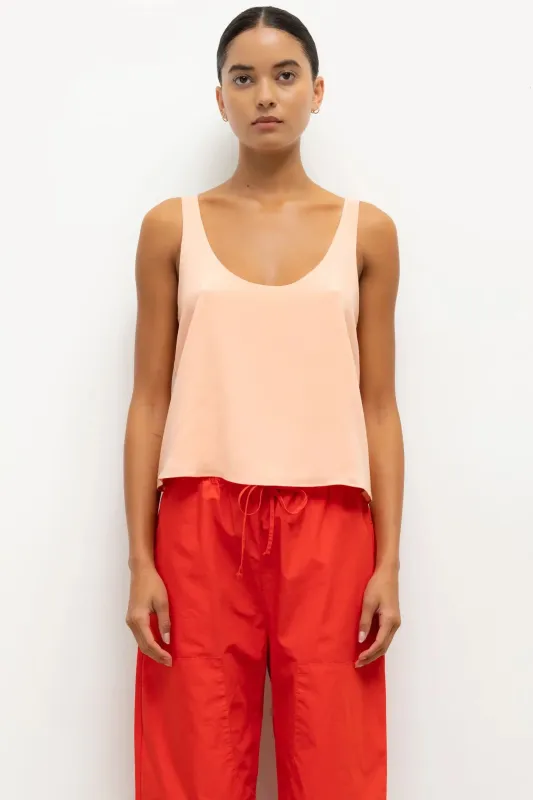 Ari Scoop Tank made by Leset