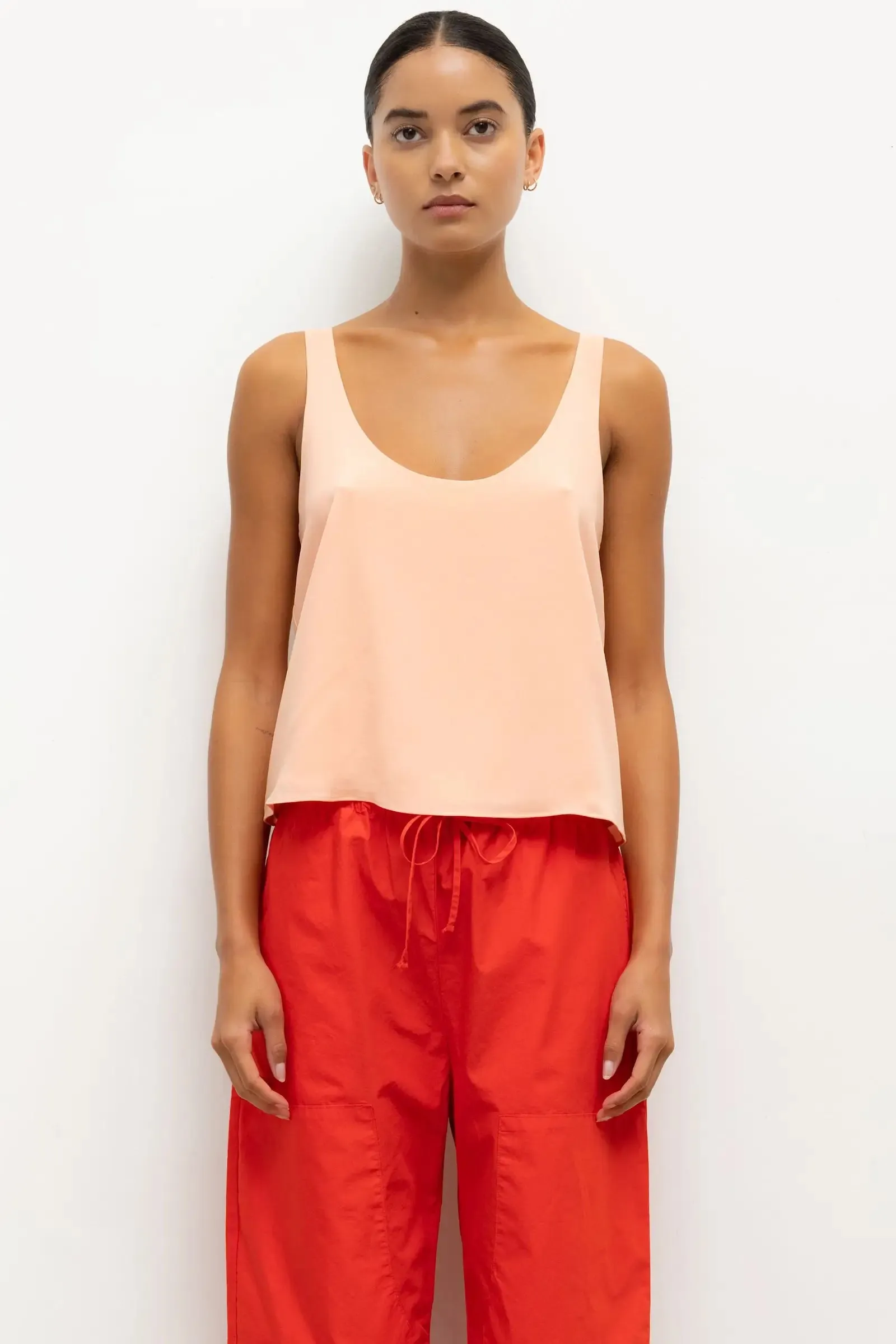 Ari Scoop Tank sold by Leset