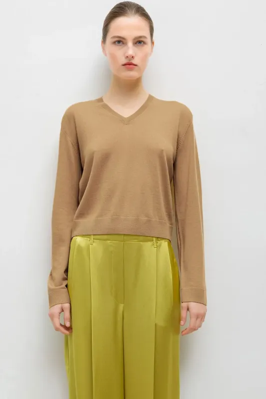 James Classic V Neck made by Leset