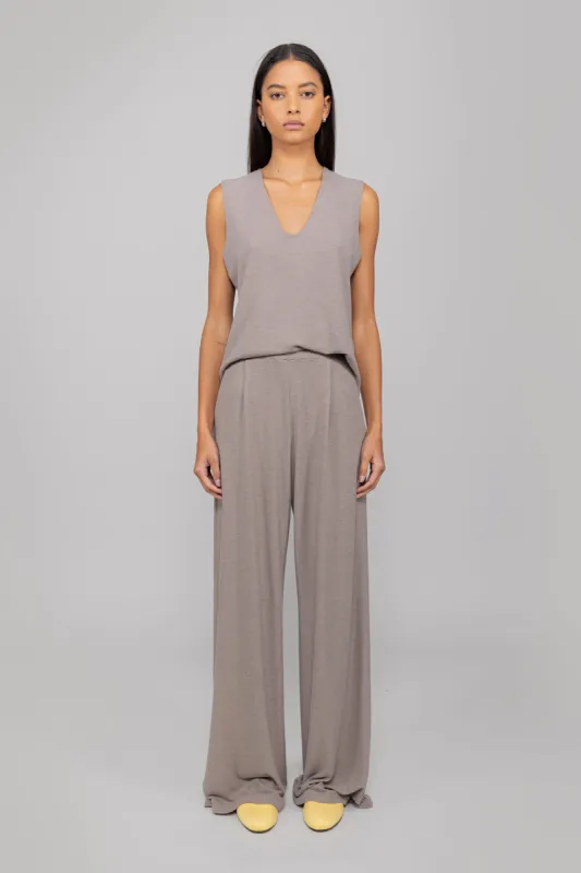 Lauren Pleated Pocket Pant sold by Leset