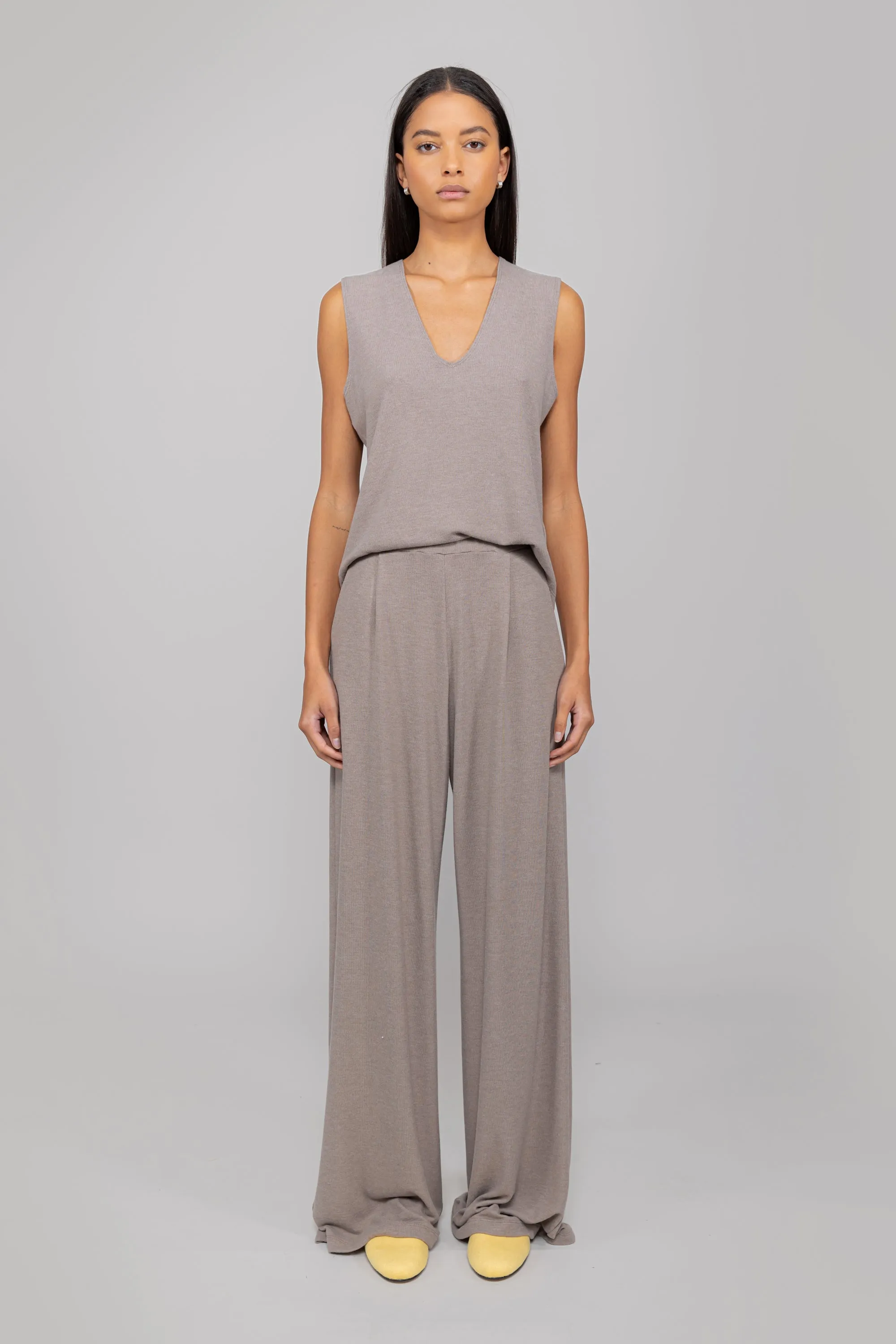 Lauren Pleated Pocket Pant sold by Leset